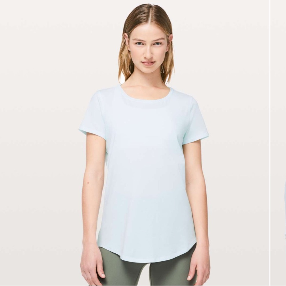 Lululemon Love Crew III, size 4, in “sheer blue”
